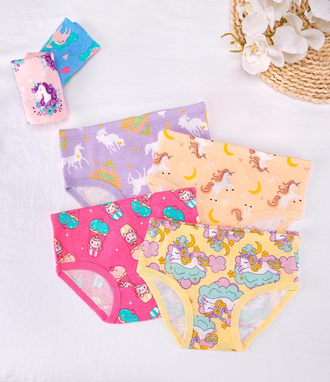 Detalle 2 de DAUGHTER QUEEN Girls' Cotton Underwear, 6-Pack