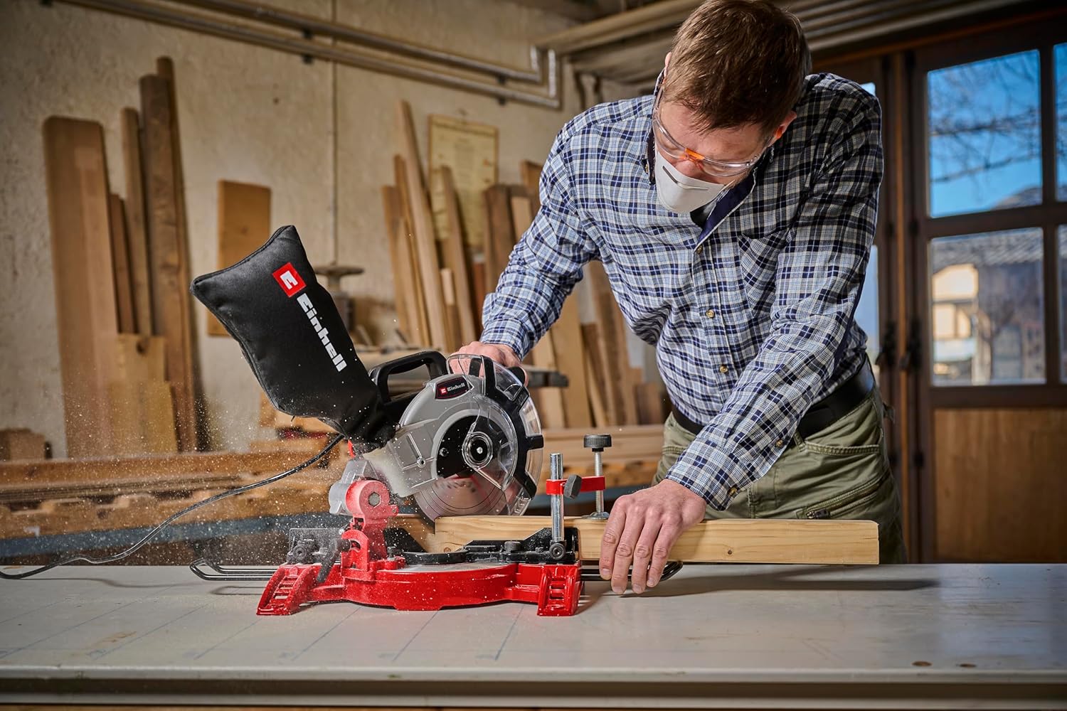 Thumbnail 1 de Einhell Compound Mitre Saw 1600W – precise 0–45° mitre, 5000rpm, with left-tilt head