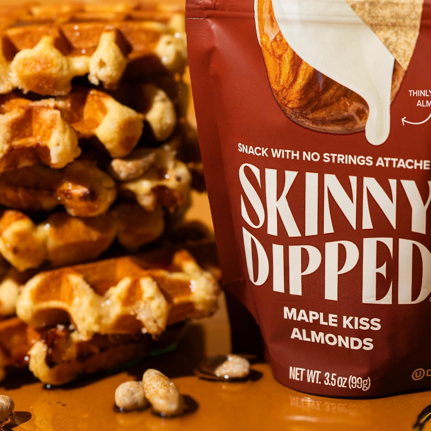 Thumbnail 5 de SkinnyDipped Almonds 3.5 oz