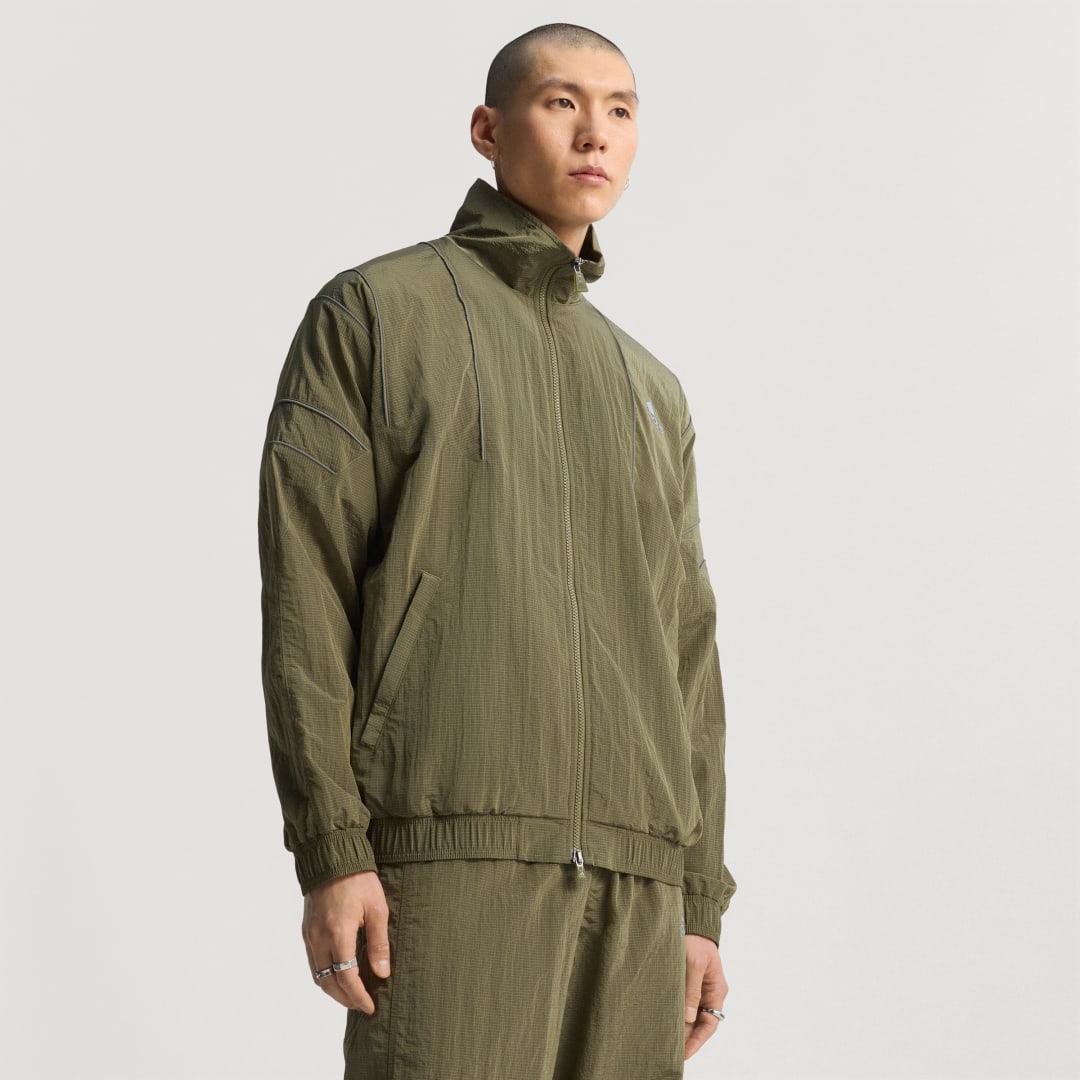 Detalle de Chaqueta deportiva adidas Equipment – Verde