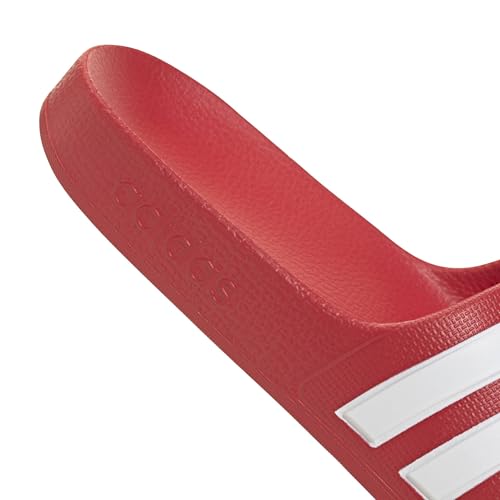Detalle de adidas Adilette Aqua Slides Kids: infradito slip-on unisex per bambini e ragazzi, Better Scarlet Ftwr White, 34 EU
