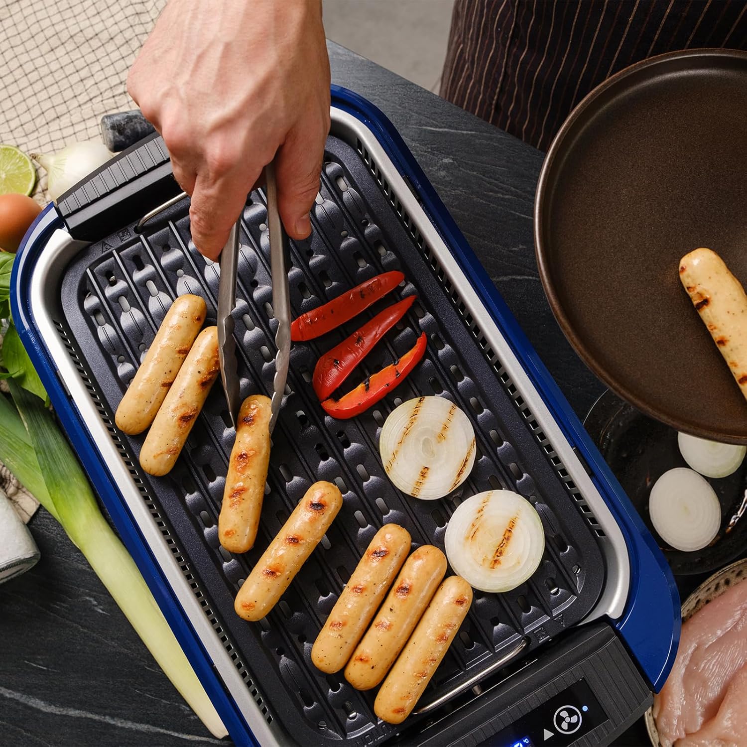 Thumbnail 4 de CUSIMAX Steak Grill 1500W – Elektrischer Tischgrill mit Deckel, Touchpanel und abnehmbarer Grillplatte