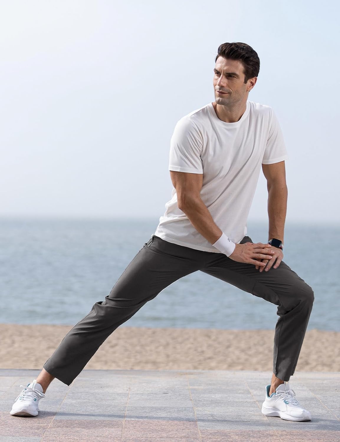 Detalle de Lightweight hiking travel pants