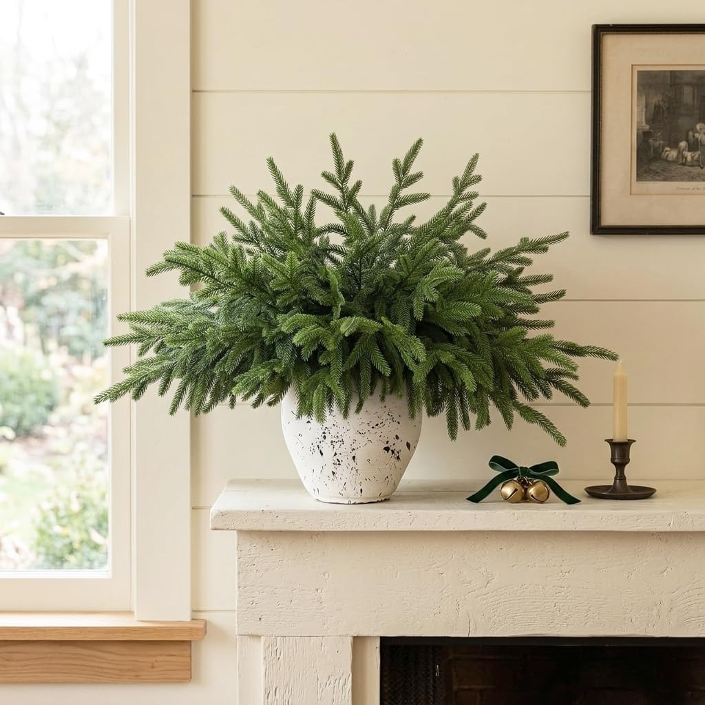 Detalle de Artificial Norfolk Pine Branches, 18 Inches