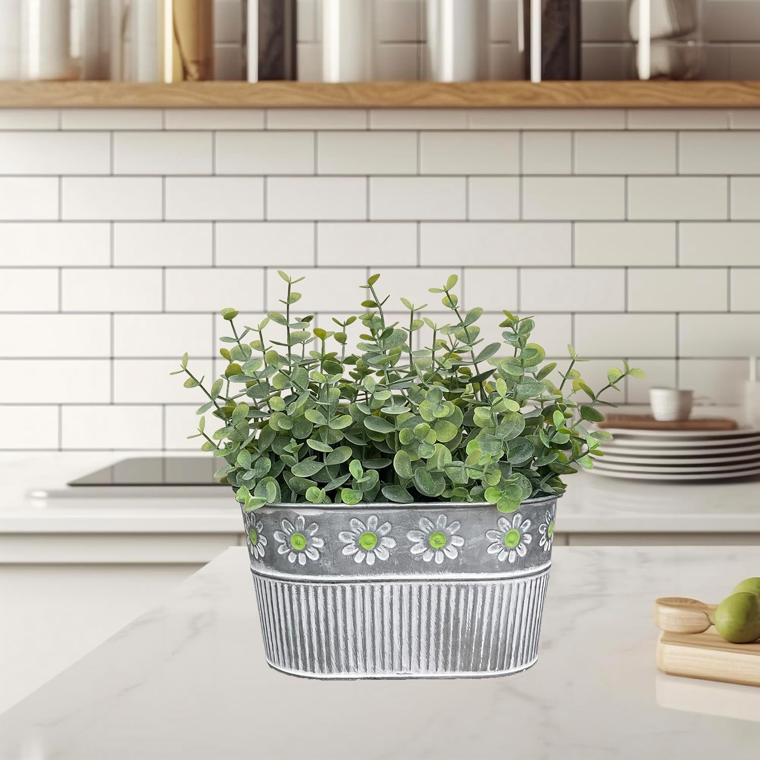 Detalle 2 de Artificial Eucalyptus Plant in Rectangular Metal Pot with Green Flower Decoration – Farmhouse Desk Centrepiece
