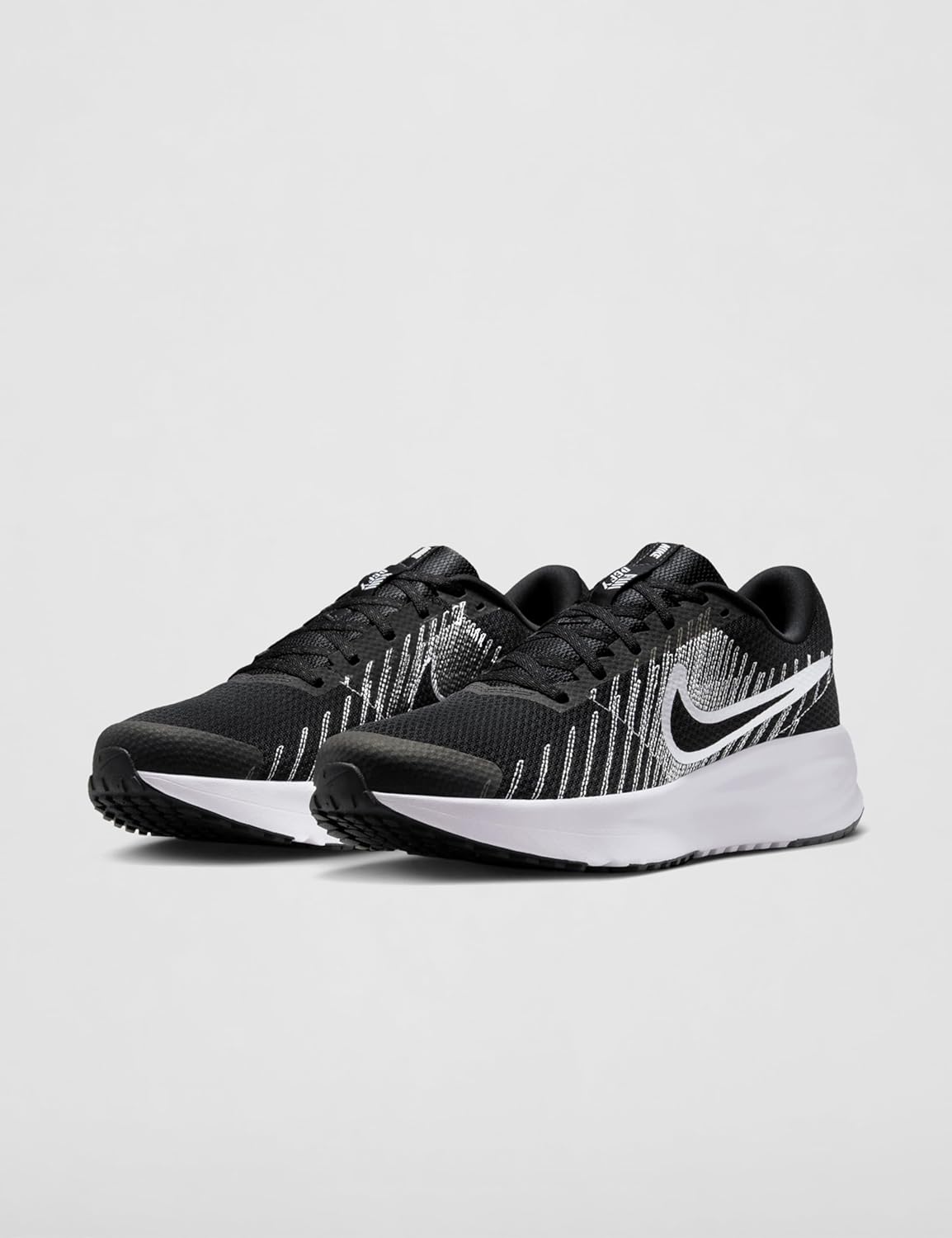 Detalle 2 de Nike Run Defy Scarpe da passeggio Uomo: ammortizzazione reattiva e leggerezza per ogni passo