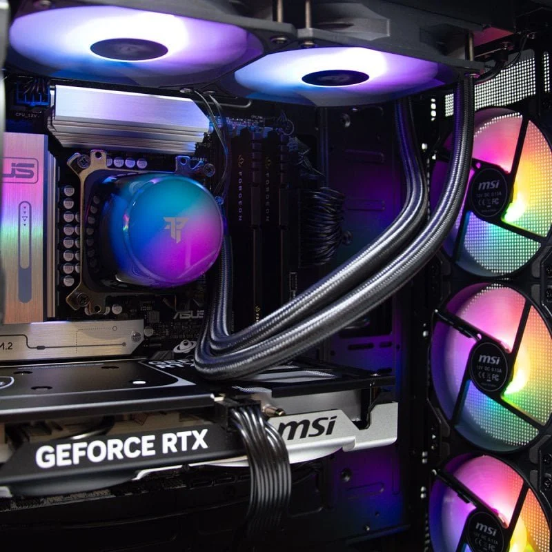 Detalle de PcCom Imperial AMD Ryzen 7 5800X / 32GB / 2TB M.2 SSD / RTX 5070