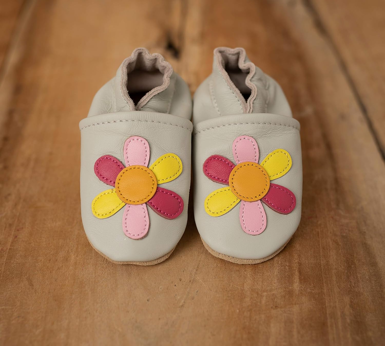 Detalle de ENGEL + PIRATEN Krabbelschuhe – Lauflernschuhe aus Leder für Babys bis 4 Jahre