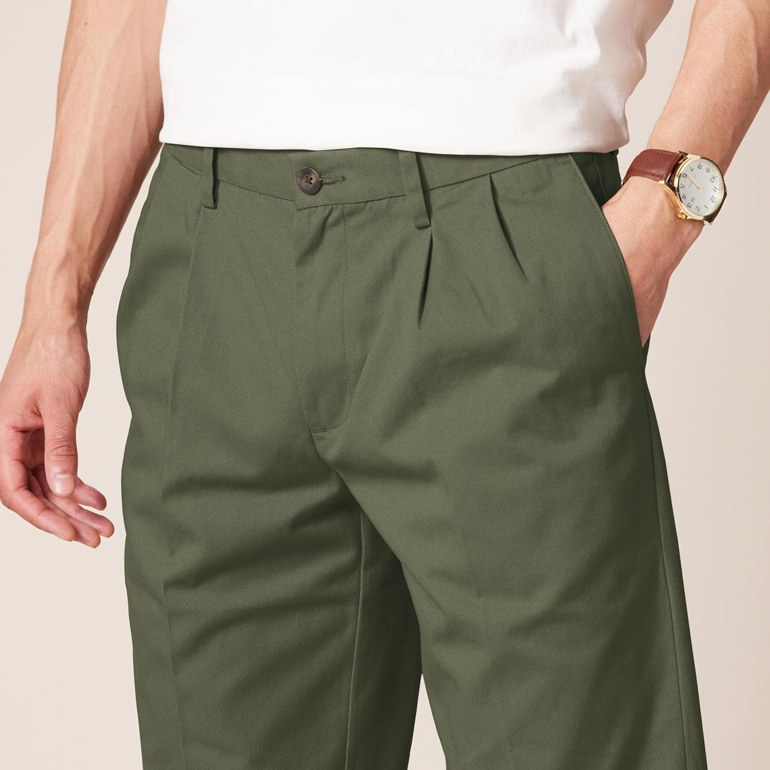 Thumbnail 3 de Amazon Essentials Herren Knitterfreie Chinohose mit klassischer Passform (Big & Tall) – langlebig, pflegeleicht und vielseitig