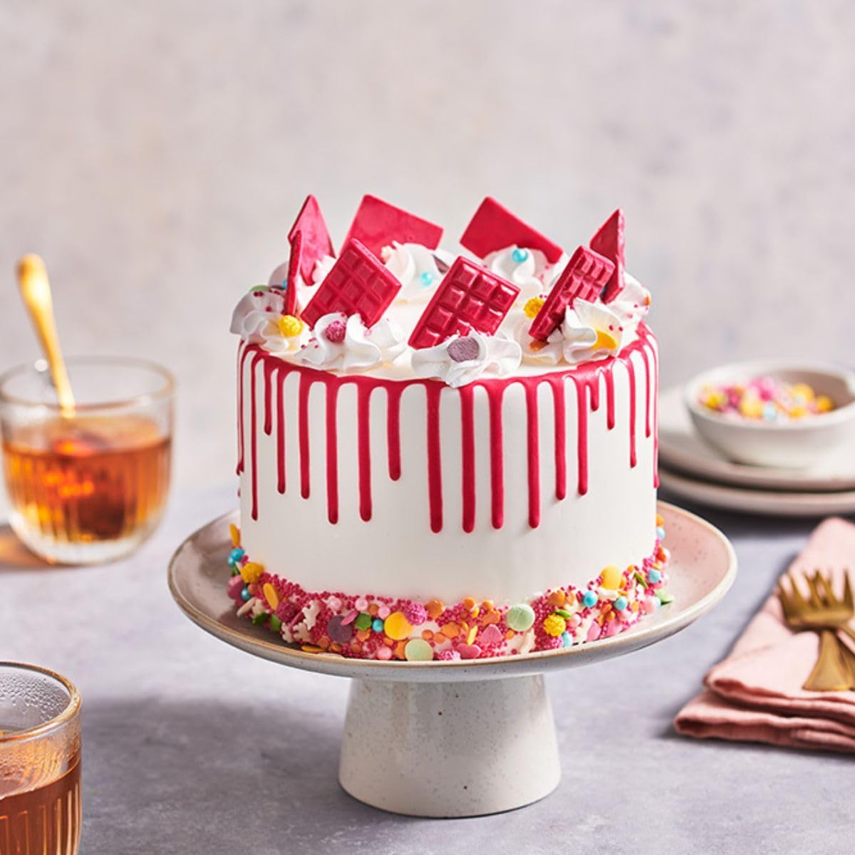 Thumbnail 1 de FunCakes Cake Drip Hot Pink (Dunkelrosa) – glänzender Cake-Drip für Tropfkuchen, 180 g