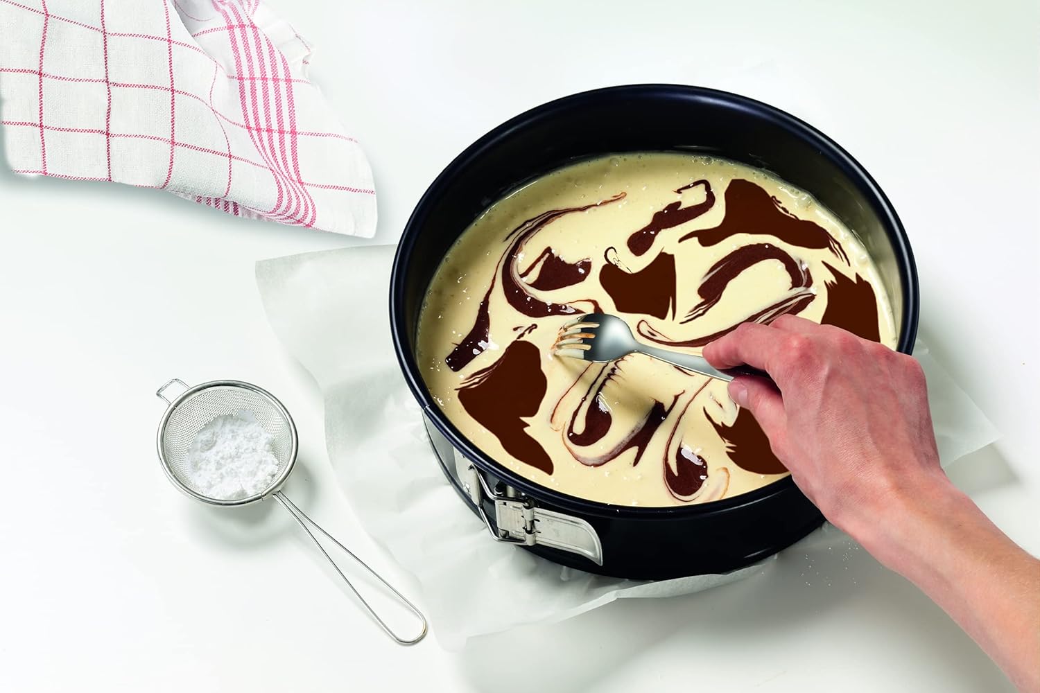 Thumbnail 4 de Dr. Oetker Marmor-Wolke Backmischung (8 x 455 g) für luftigen Marmorkuchen mit Dekorzucker