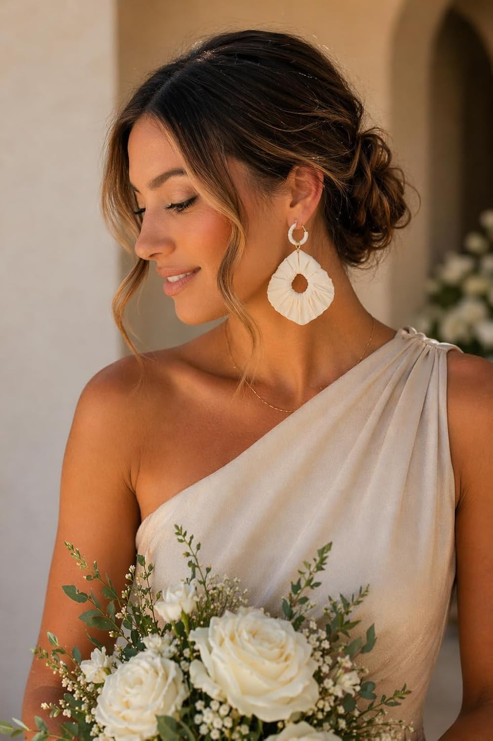 Detalle 1 de LUNÉA Dangle Earrings, Silk-Wrapped
