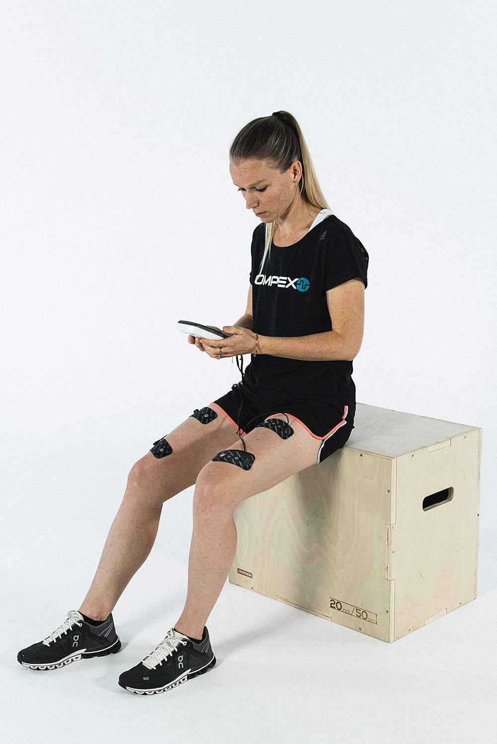 Detalle de Compex SP4.0 Muscle Stimulator: 4 Independent Channels for Training, Recovery and Rehab