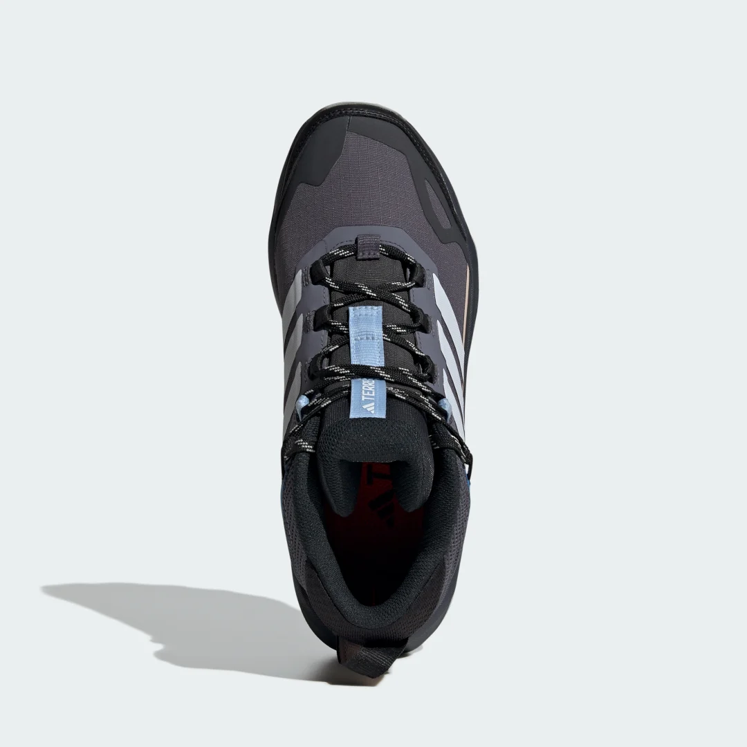 Detalle de Zapatilla de senderismo Terrex Skychaser AX5 Mid GORE-TEX de Adidas