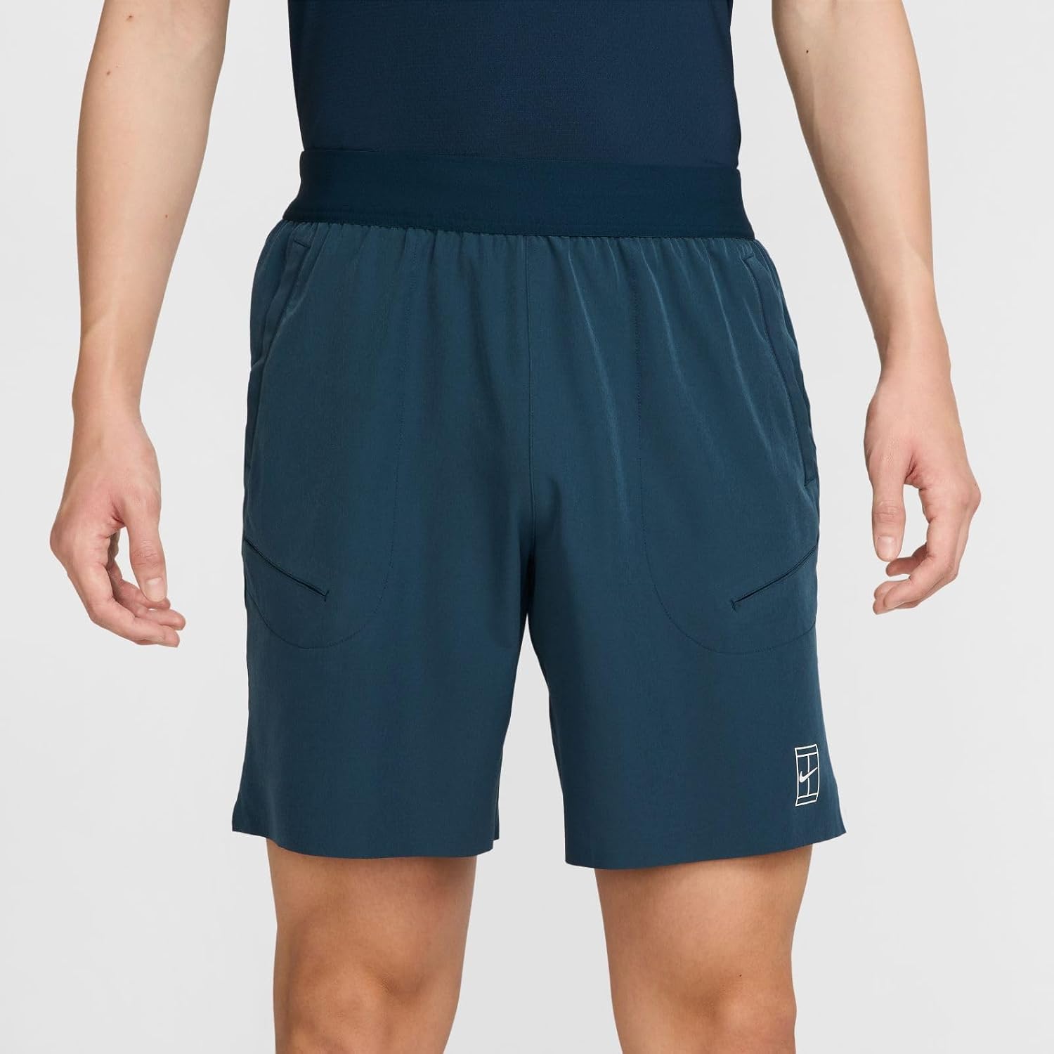 Detalle de Nike NikeCourt Advantage Dri-FIT – męskie spodenki tenisowe, ok. 20,5 cm