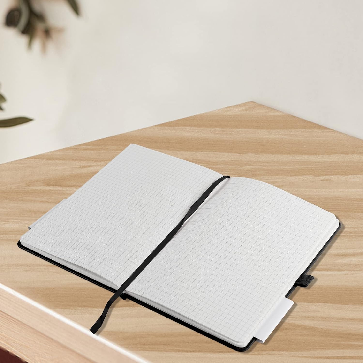 Thumbnail 4 de HIJYOO A5 Graph Paper Notebook 200 Pages