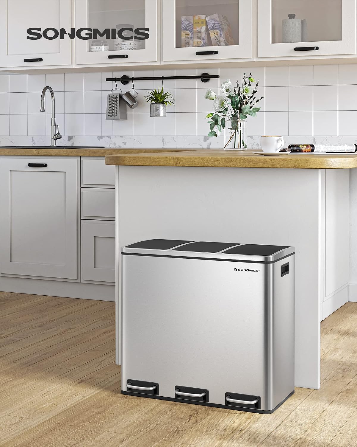 Detalle 2 de SONGMICS ISLAND LTB54NL 3-compartment kitchen bin, 3 x 18 L, pedal
