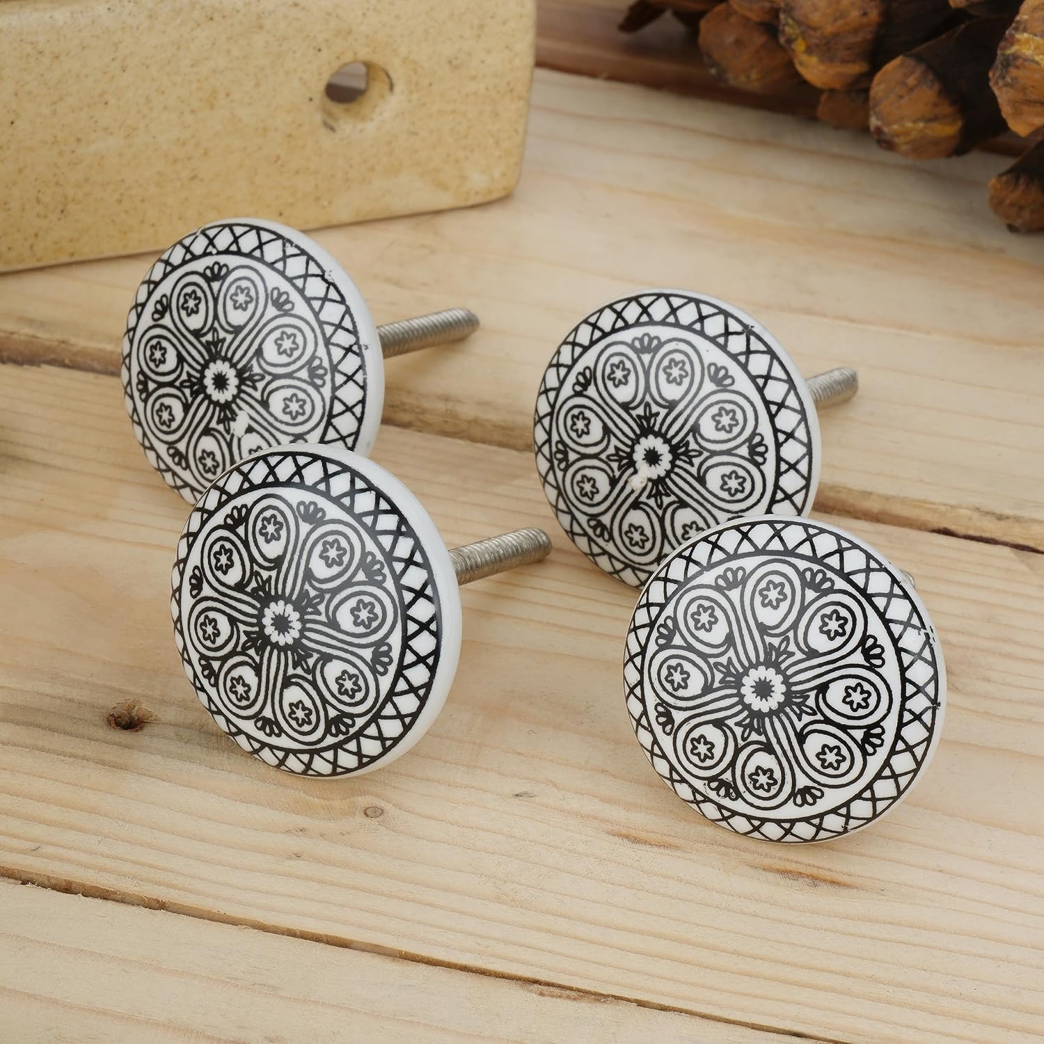 Detalle 2 de Ajuny AJ-UK-CK-BLACK-WHITE-LIN-10-PC – ceramiczne gałki meblowe, czarno-biały wzór, 10 szt.