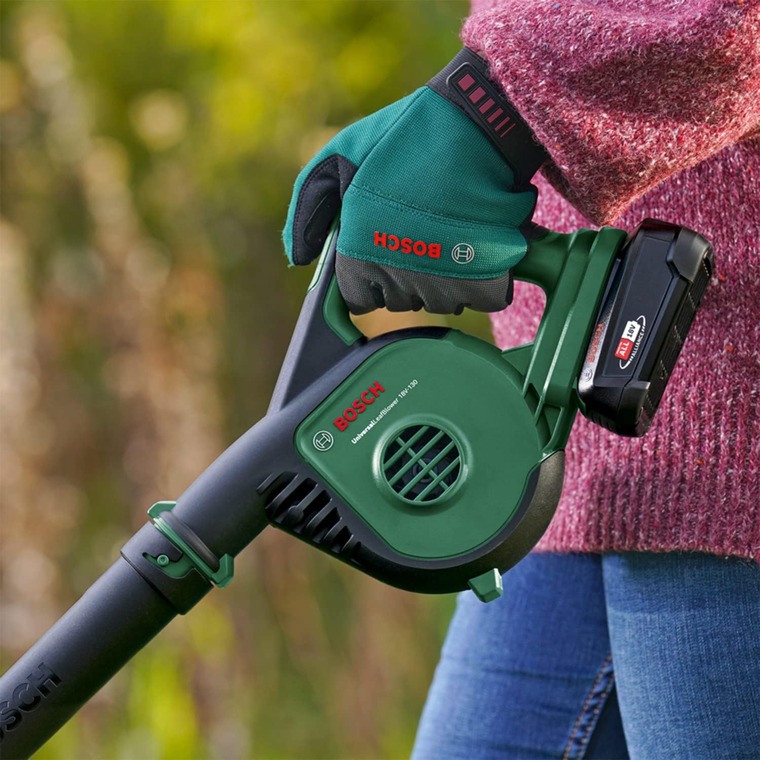 Thumbnail 1 de Bosch UniversalLeafBlower 18V-130 cordless leaf blower (18V system, without battery)