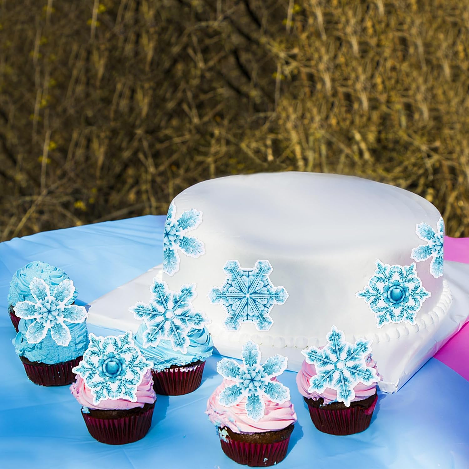 Thumbnail 6 de Ercadio Edible Snowflake Cupcake Toppers, 40-Piece Wafer Rice Paper Set