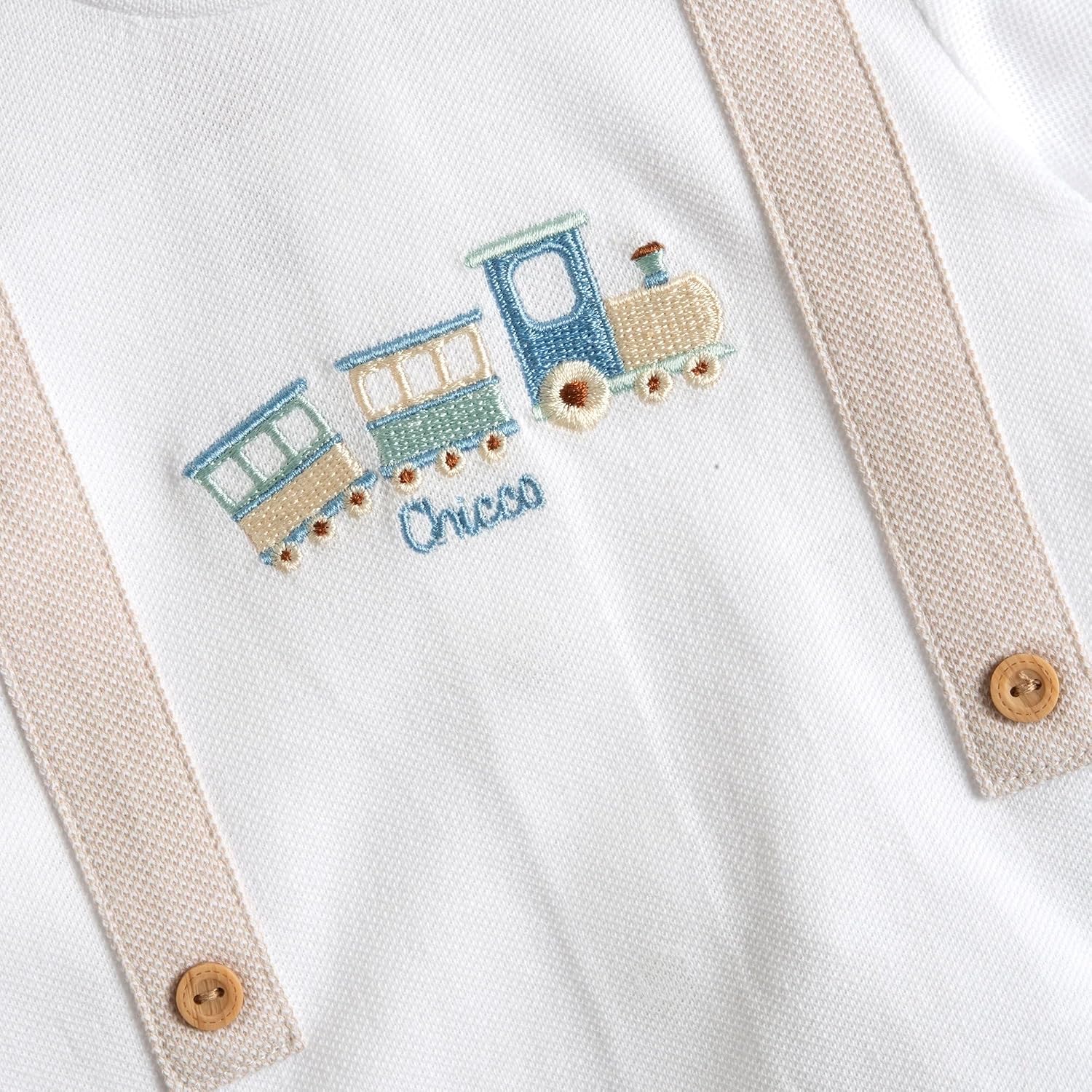 Thumbnail 1 de Chicco Completo Neonato con T-shirt e Pantaloncini Eleganti: cotone, apertura schiena e grafica moderna