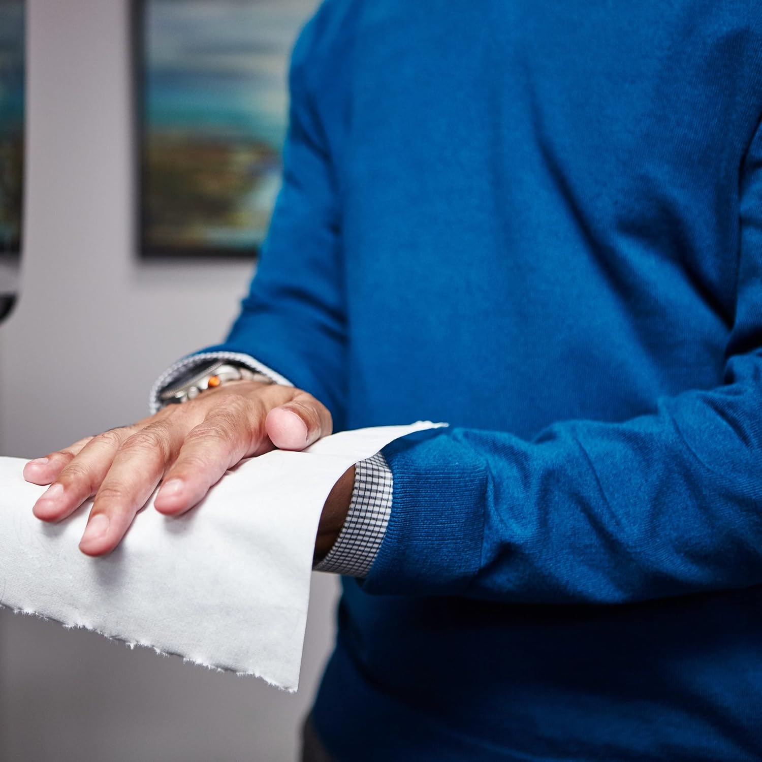 Detalle 2 de Tork Hand towel roll 143 m đź§»