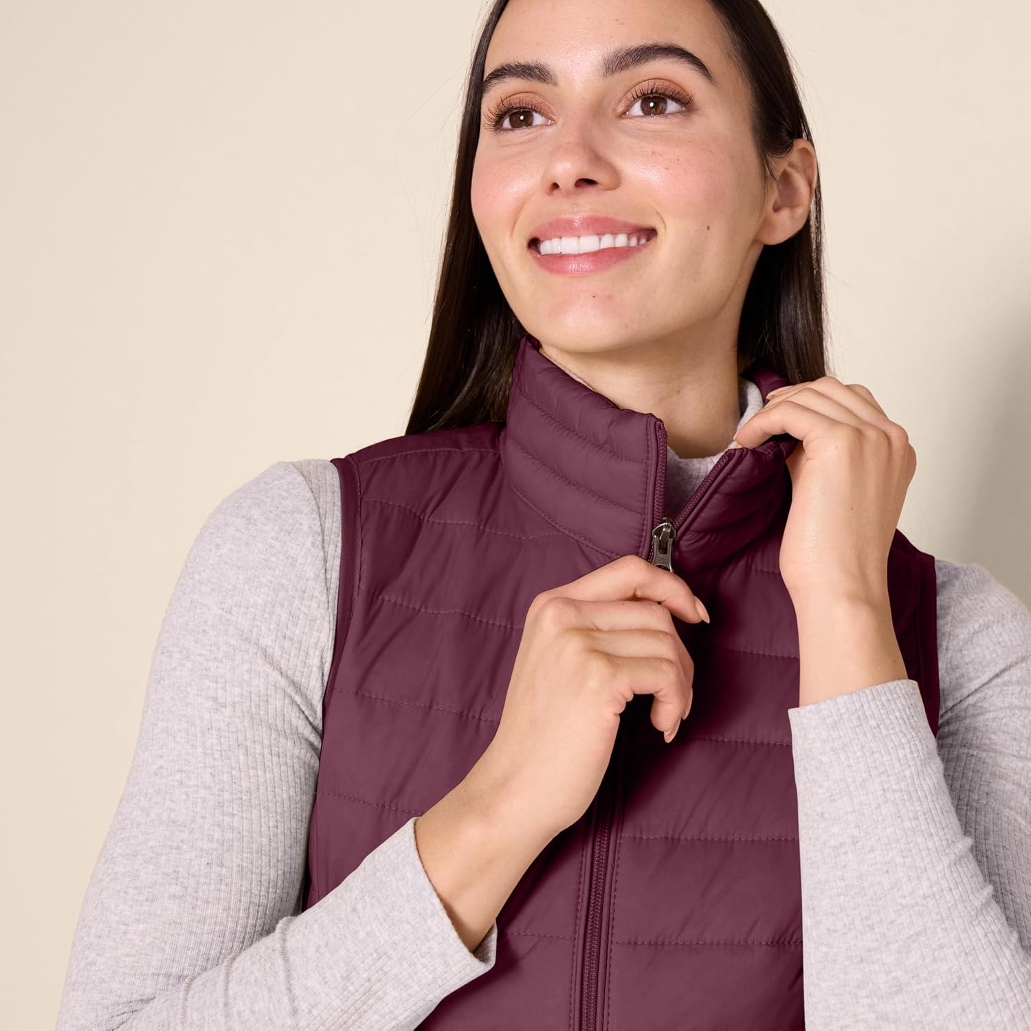 Detalle 2 de Amazon Essentials Steppweste Damen