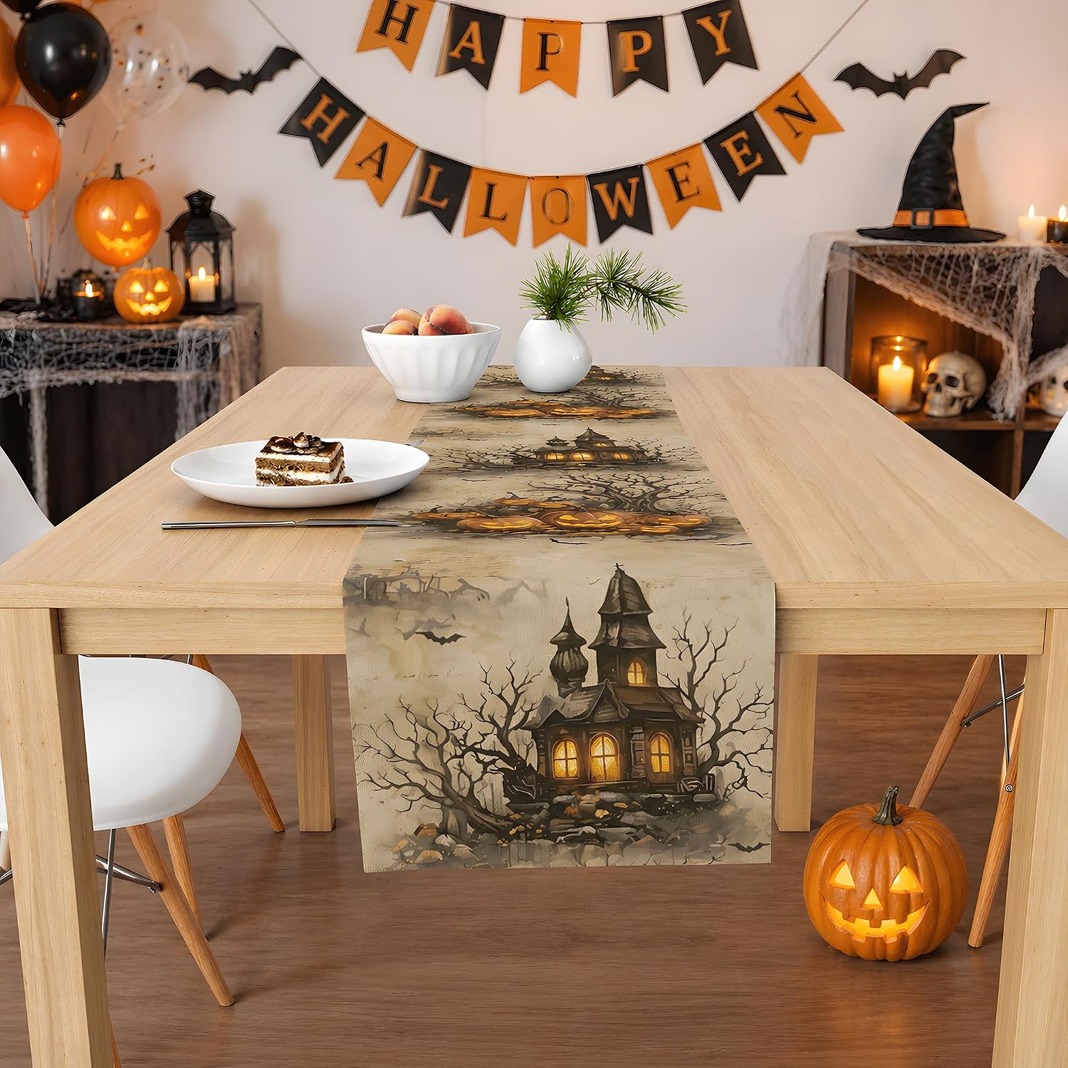 Detalle 2 de Halloween Table Runner, Polyester
