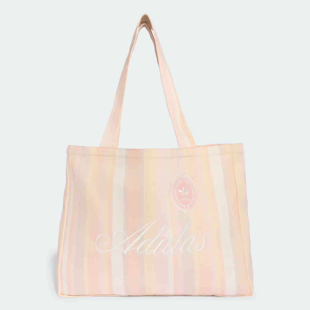 Detalle de Bolsa de tela Summer Glow Canva de Adidas: práctica y versátil para el día a día