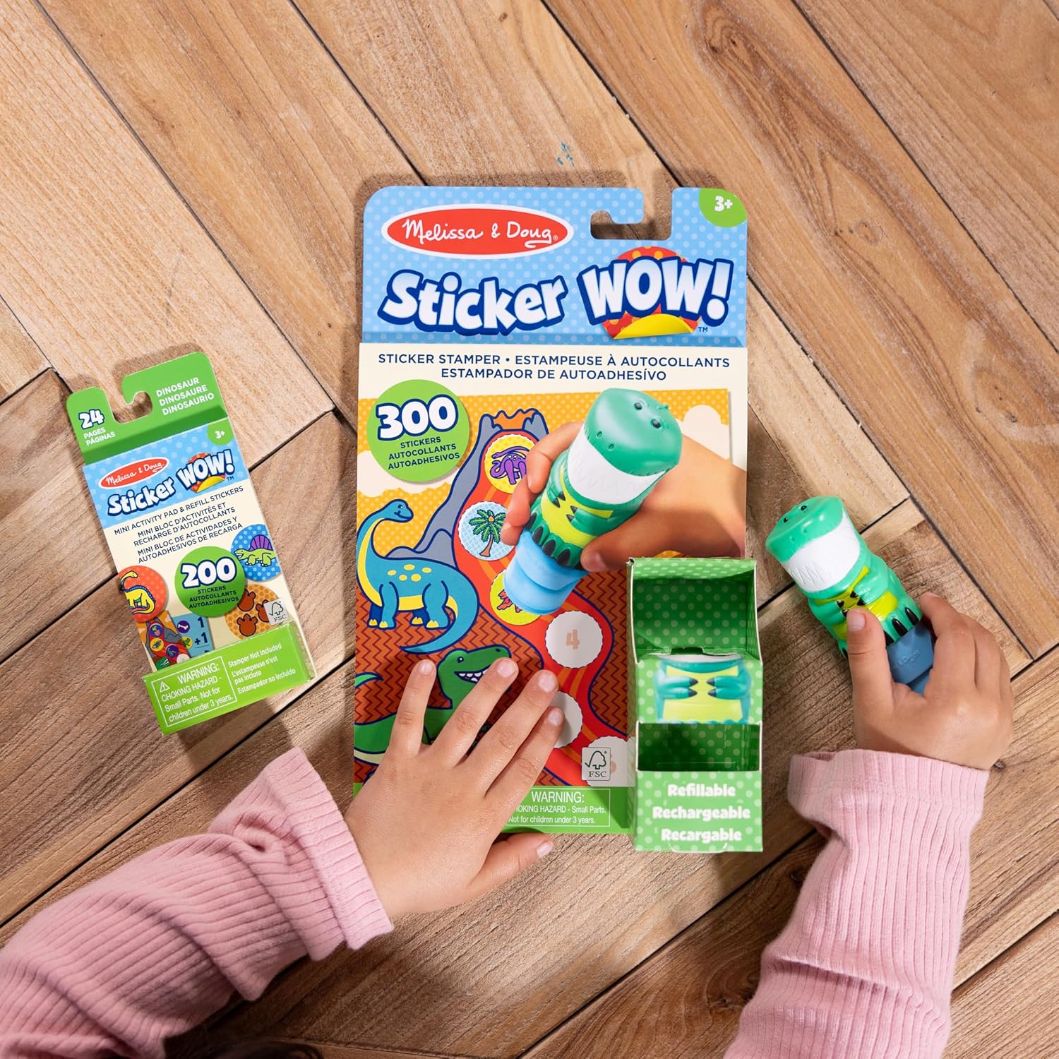 Detalle 2 de Melissa & Doug Sticker Wow Stempel-Set Dinosaurier mit Nachfüllset (500 Sticker) – ab 3 Jahren