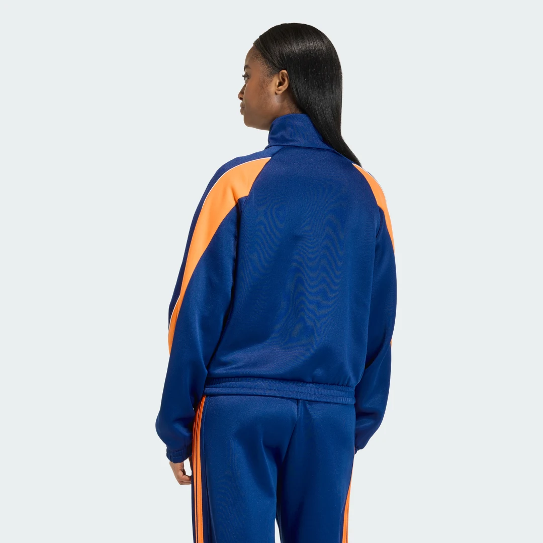 Detalle 2 de Sudadera Stadium de Adidas (Azul) – estilo y comodidad para el día a día