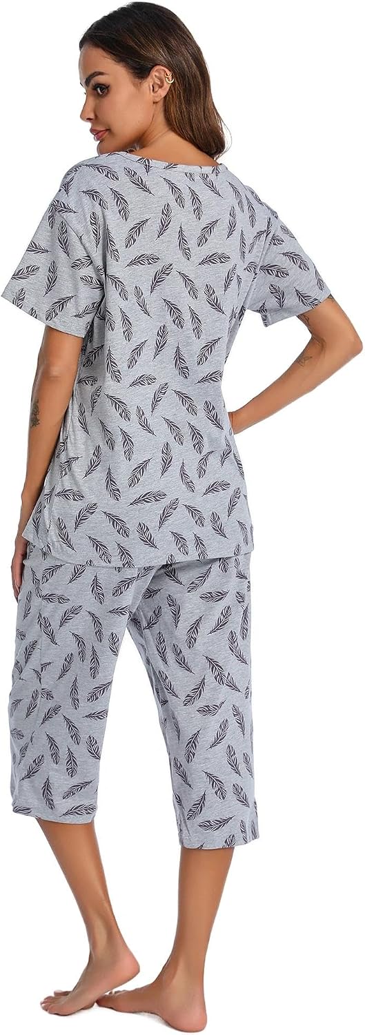 Detalle 2 de ENJOYNIGHT Women's Cotton Pyjama Set, V-Neck Top and Capri Pants