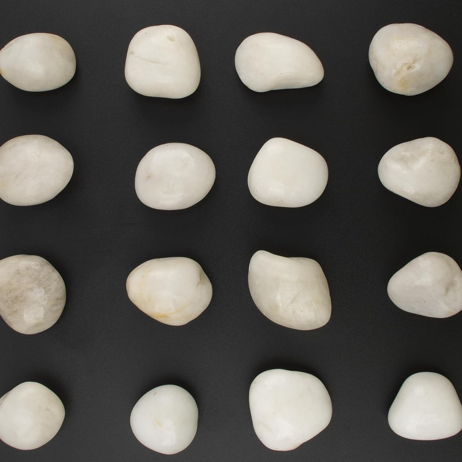 Detalle de LOOIOOJ GM-JP-24 White Decorative River Rocks, 20 lb, 1–2 Inch Polished Stones