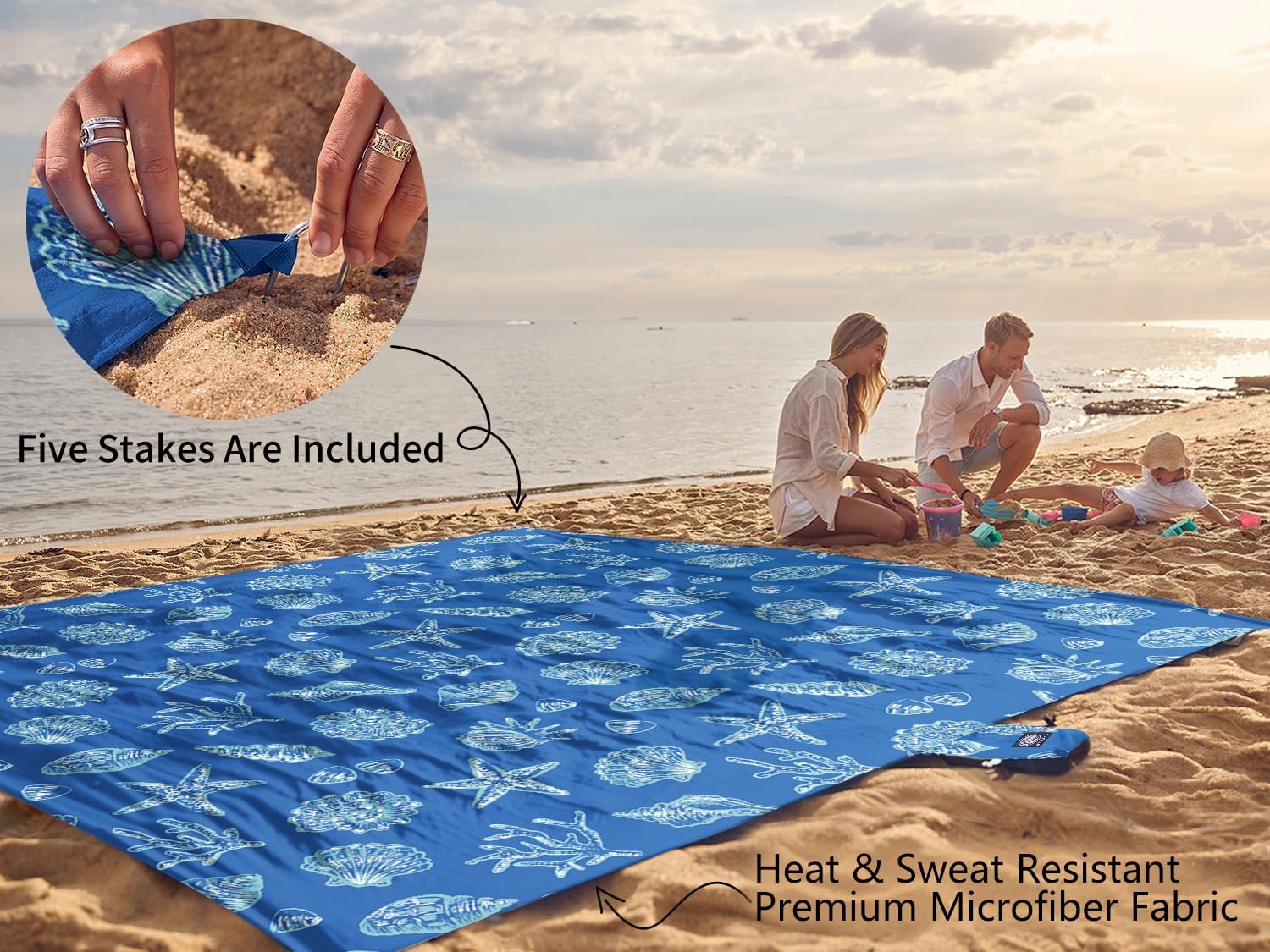Detalle de WEKAPO Beach Blanket: Oversized, Sandproof & Waterproof 8 x 7 ft with 5 Stakes and 4 Corner Pockets