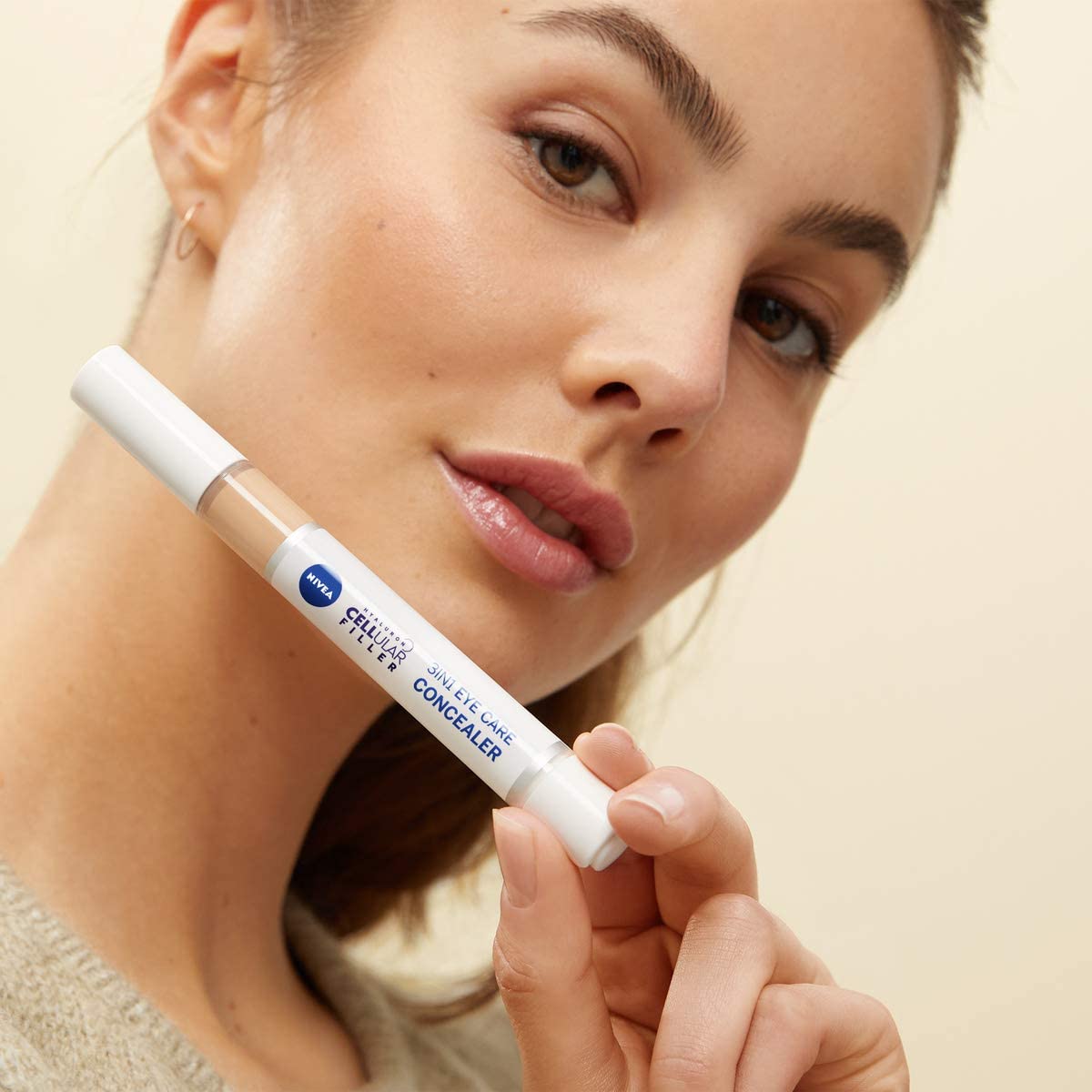 Thumbnail 3 de NIVEA Hyaluron Cellular Filler Concealer 4 ml 💄