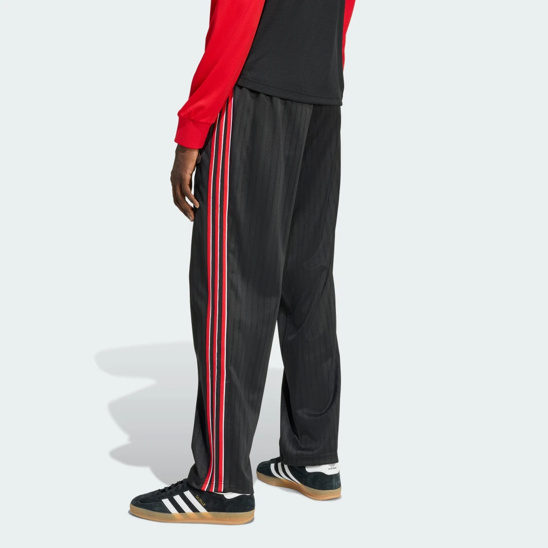 Thumbnail 1 de Pantalón Firebird Loose Pinstripes de Adidas – negro