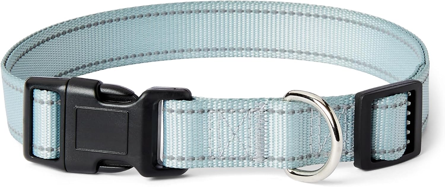 Detalle de Amazon Basics Collare Riflettente e Regolabile per Cani – Taglia XL, Blu con Anello in Metallo e Fibbia a sgancio rapido