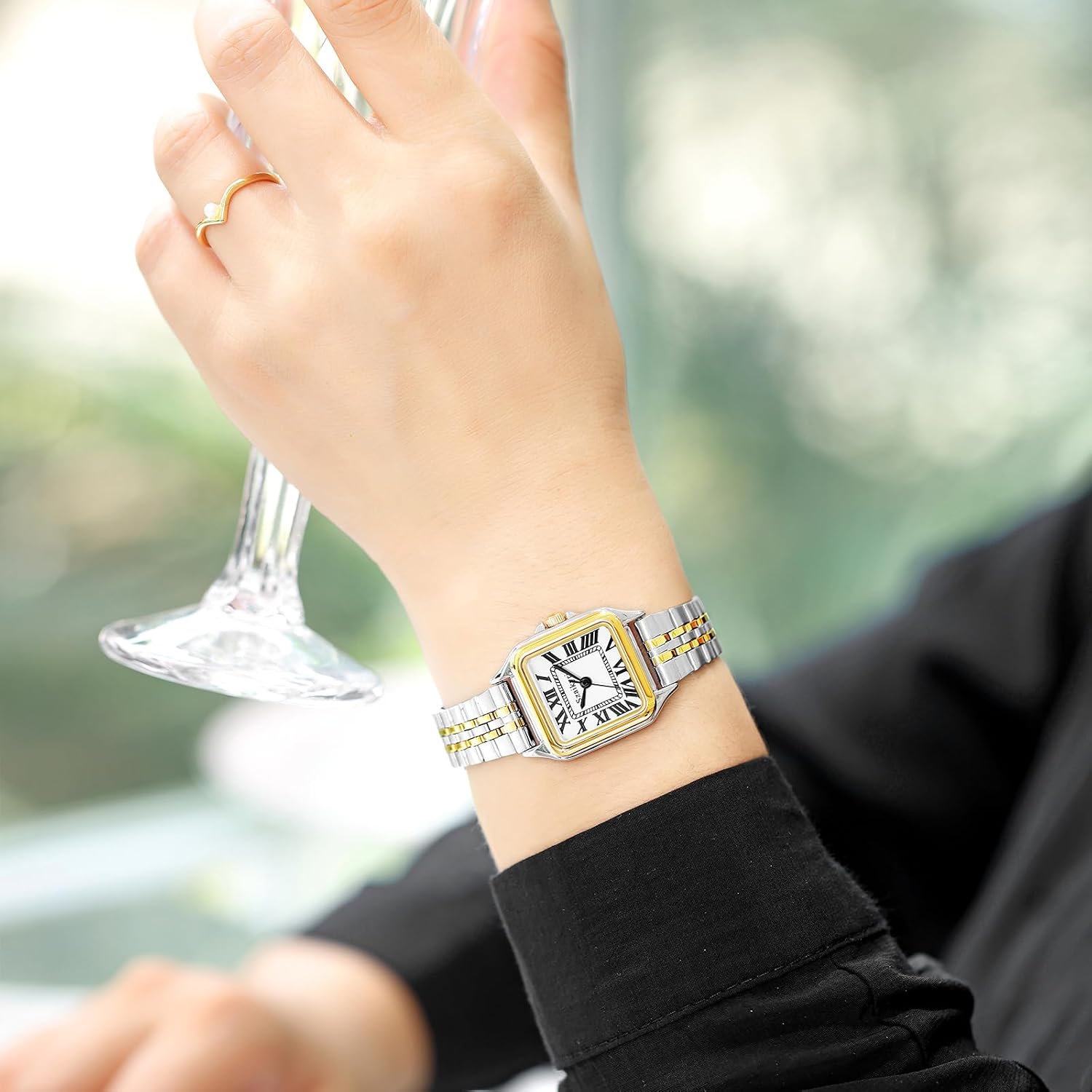 Detalle de Montre Szaikyri Classique Carrée pour femme à chiffres romains
