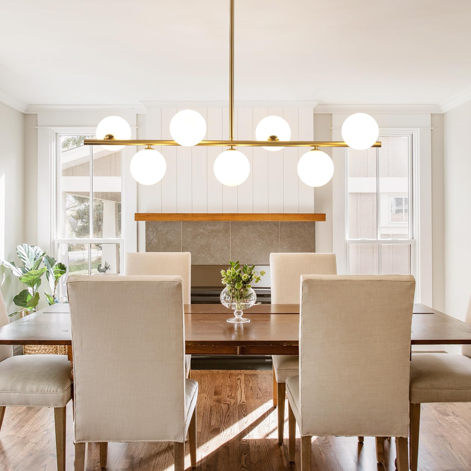 Detalle de BOKT BP1078 7-Light Linear Chandelier with White Glass Globes, Brushed Gold