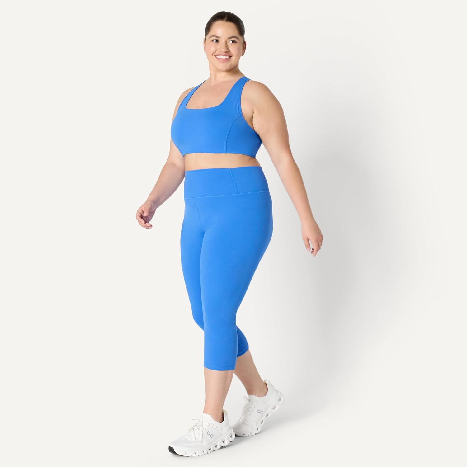Thumbnail 6 de Amazon Essentials Legging court FormFlex à taille haute, entrejambe 48 cm – Bleu Océan (femme, L)
