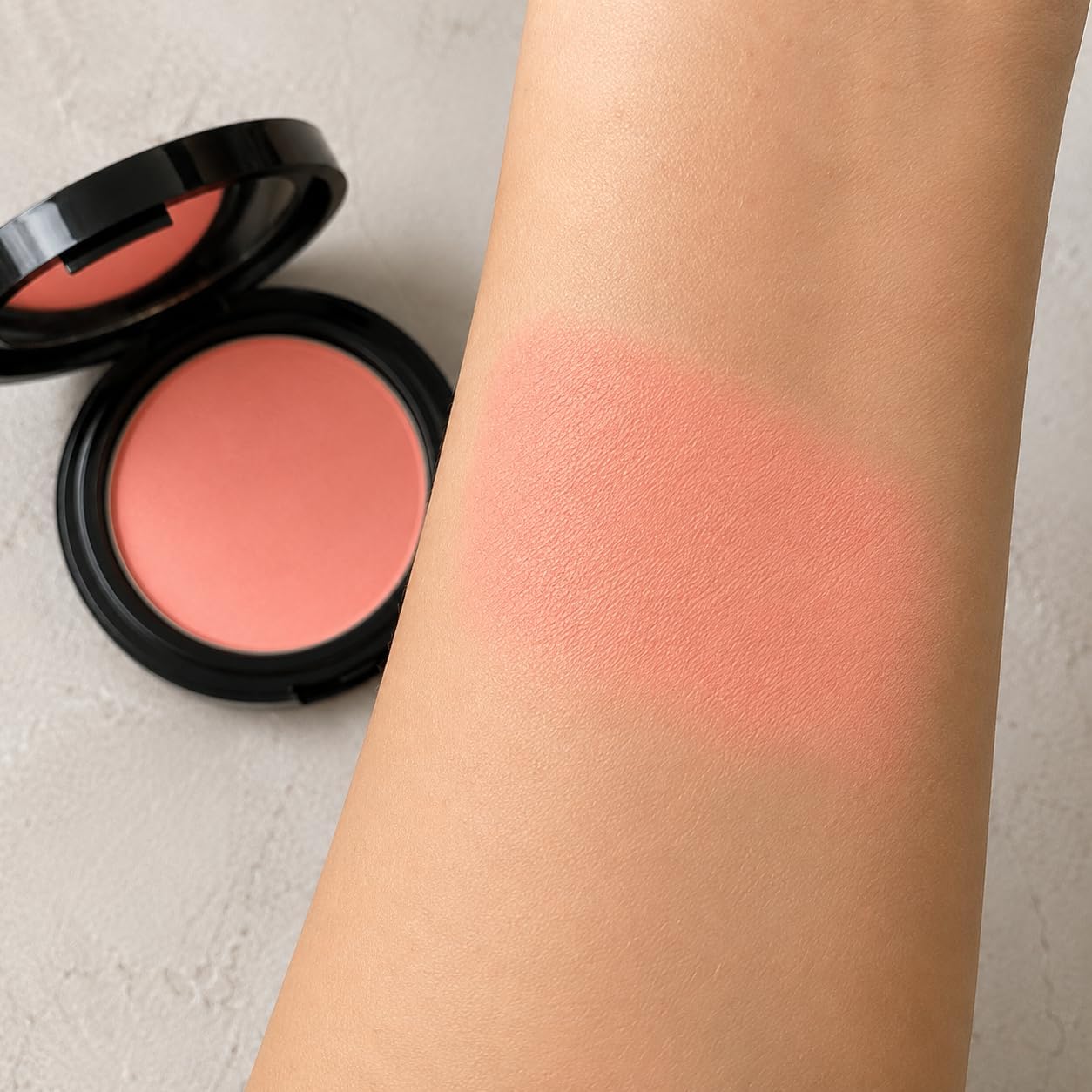 Detalle de Sandstone Scandinavia Fard à joues en poudre Rose Clair (Hypoallergénique & Vegan) – longue tenue
