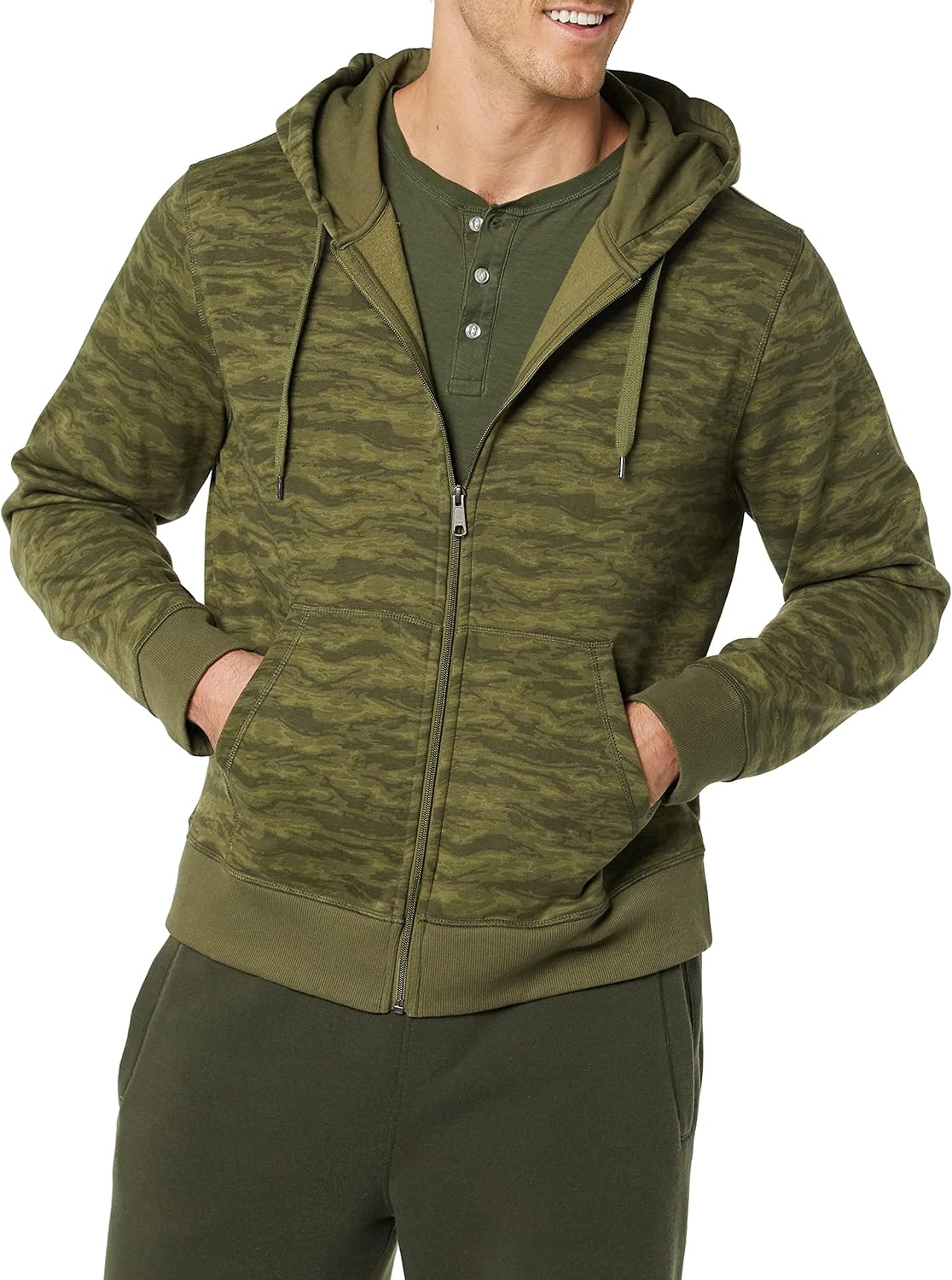 Thumbnail 2 de Amazon Essentials Men's Full-Zip Fleece Hoodie (Big & Tall) – Practical Warmth with a Relaxed Fit