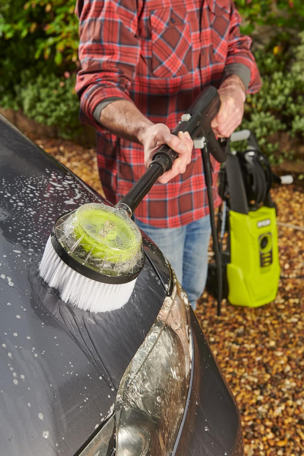 Detalle de RYOBI Nettoyeur Haute Pression 2000 W – 150 Bar, 450 L, Flexible 8 m, Enrouleur – Réservoir détergent intégré – Lance Vario & Turbo – Brosse rotative – Référence RY150PWA