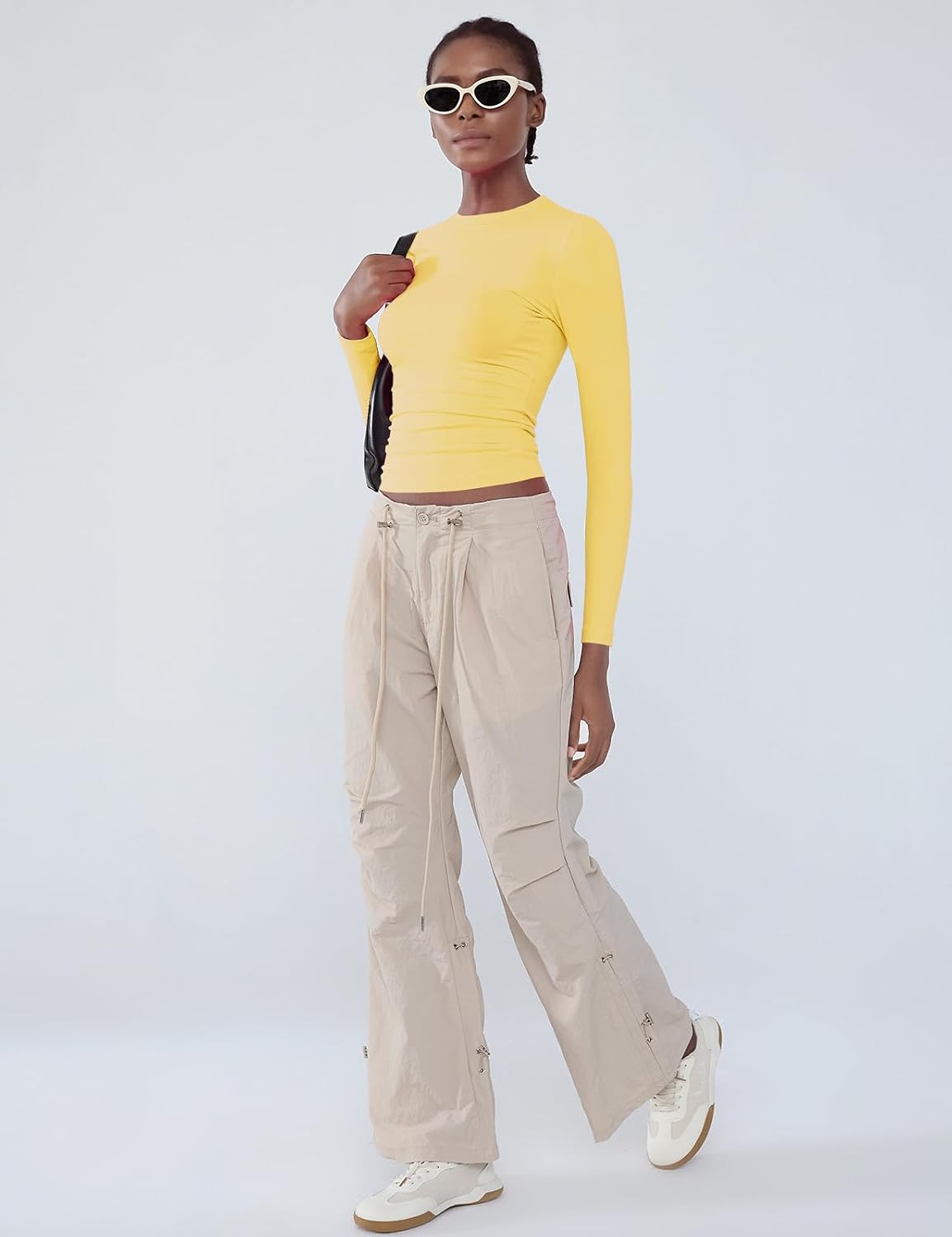 Detalle de ARCFEETORY Women's Long-Sleeve Crew-Neck Top, Soft Stretchy Slim Fit