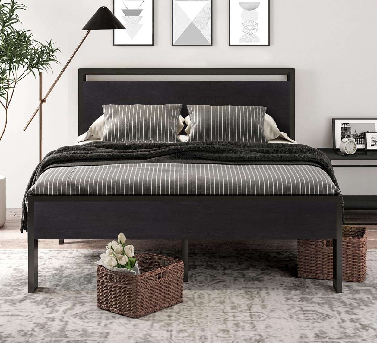 Detalle de SHA CERLIN Metal Bed Frame, Queen