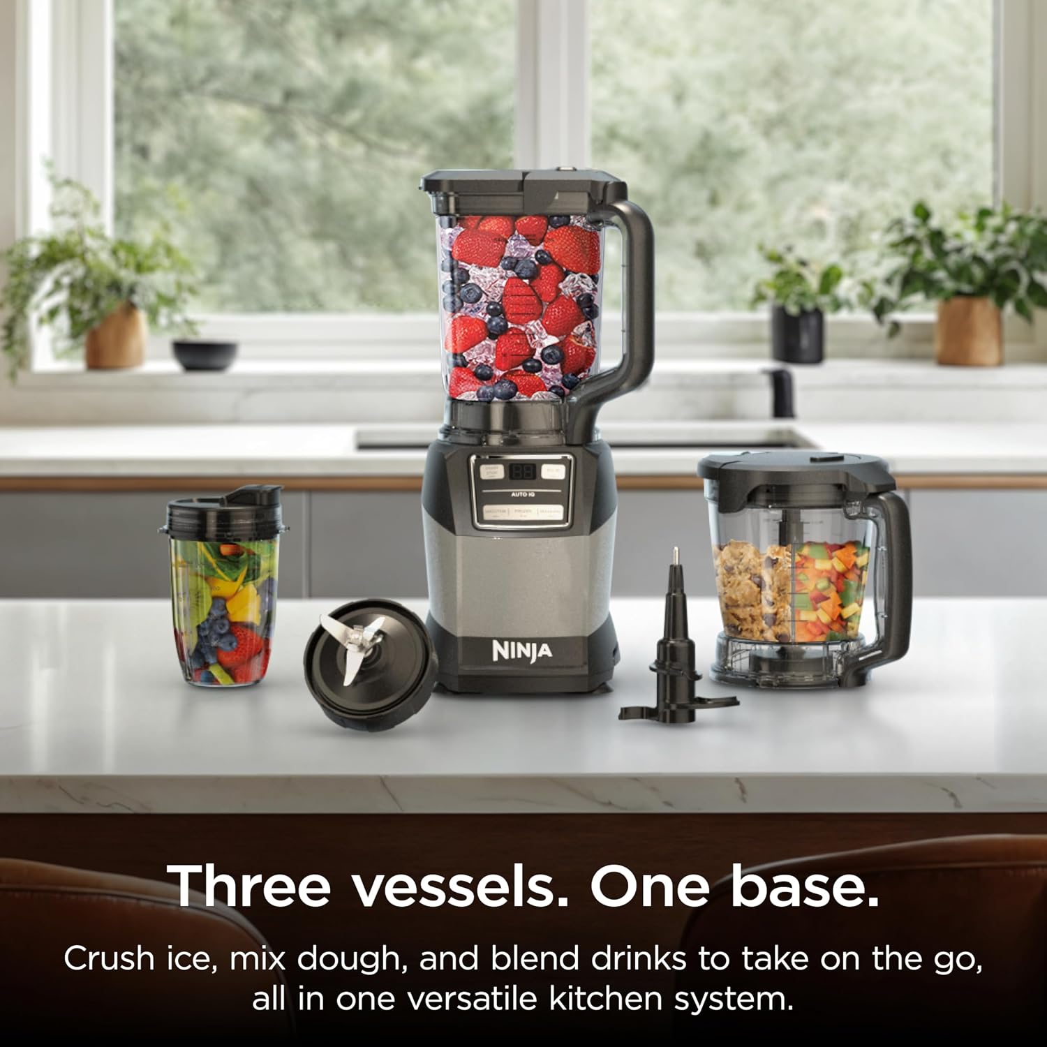Detalle 2 de Ninja AMZ493BRN 1200W Compact Blender 🍹