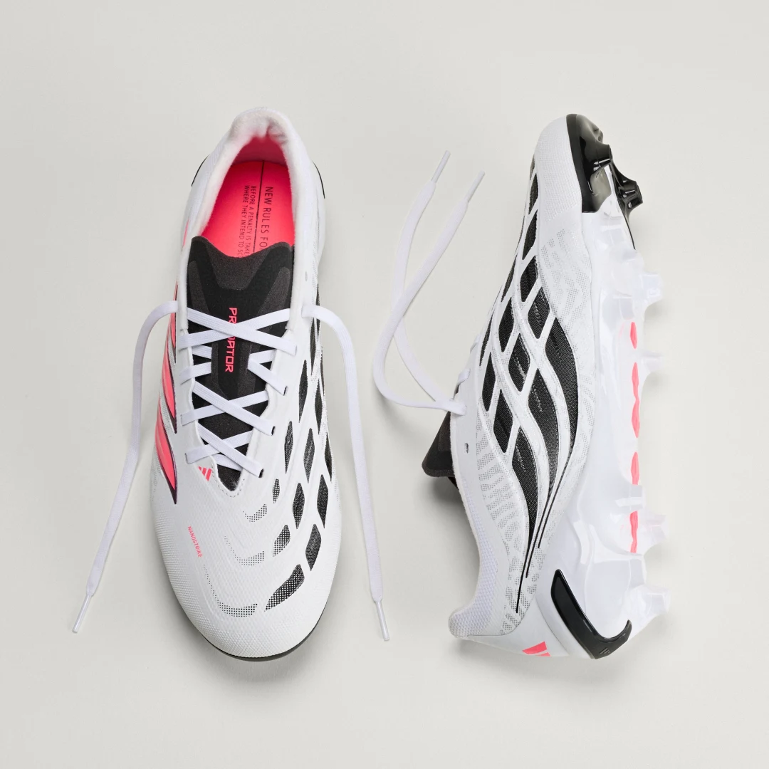 Detalle de Adidas Predator League: bota de fútbol para césped natural seco