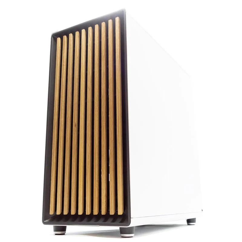 Detalle 2 de PcCom Studio con Intel Core i7-14700KF, 32 GB RAM y RTX 5070 Ti V2 — rendimiento para juego y creación