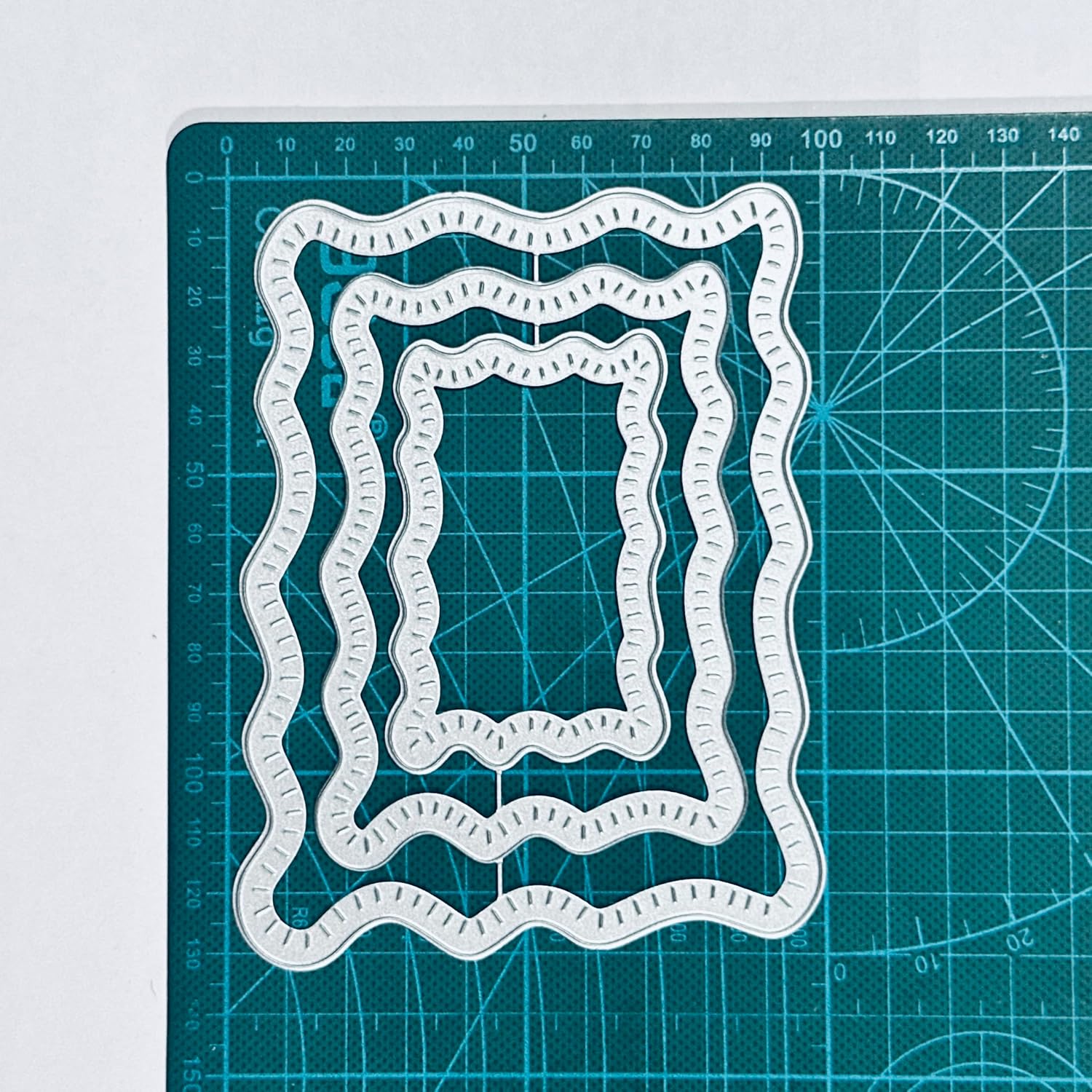 Thumbnail 2 de FUGUT Nested Cutting Die Set, 5.2 x 4.0 in
