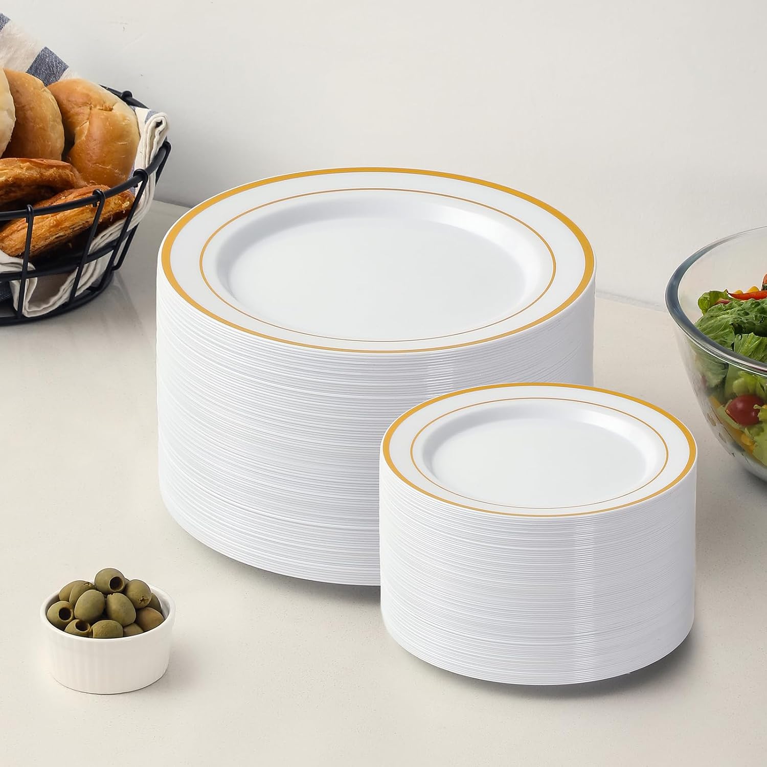 Thumbnail 6 de AOZITA 200PCS Gold Plastic Plates Set: Heavy Duty Disposable Dinnerware with Gold Rim